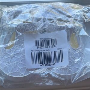 Old Navy White Baby Mary Jane Shoes